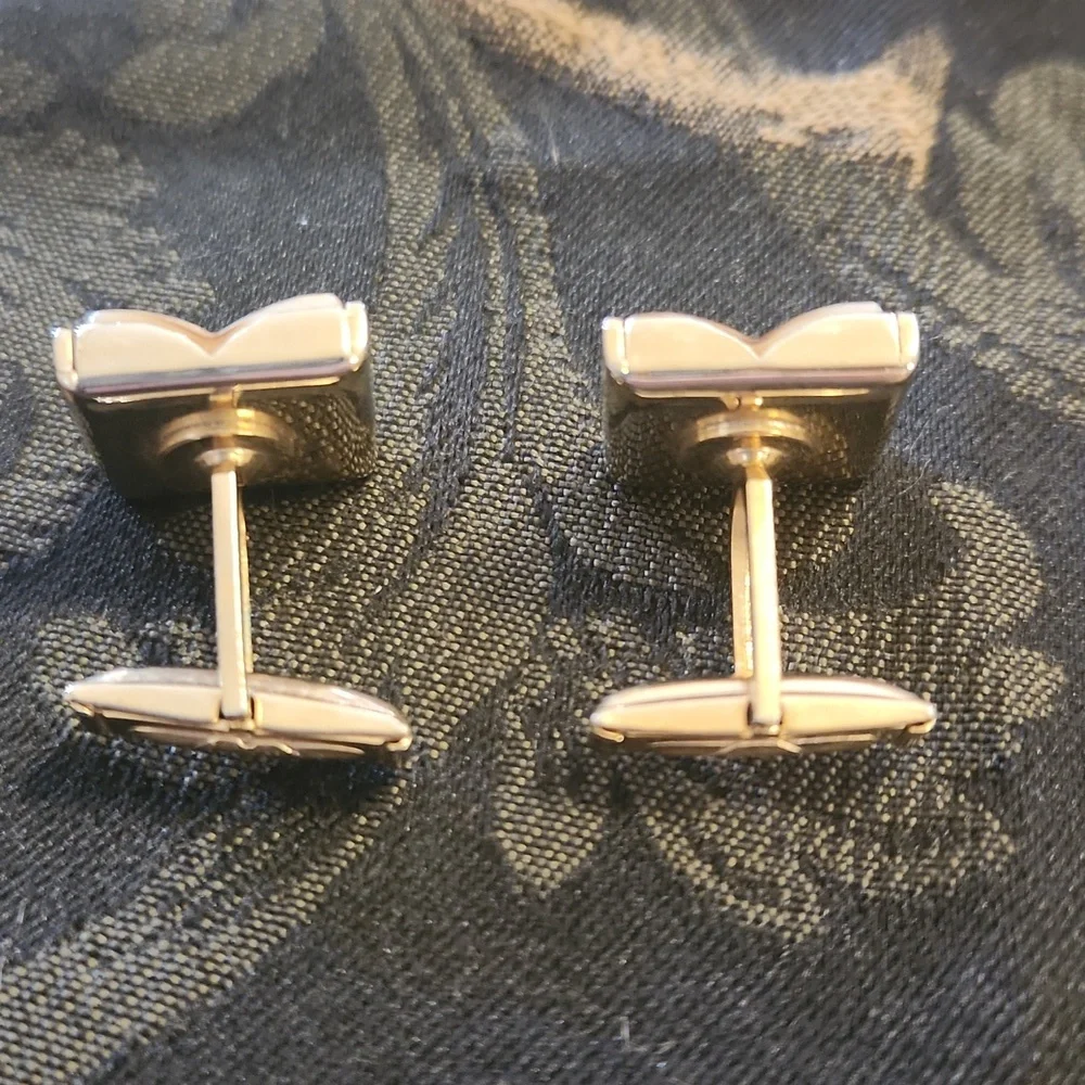 Vintage Goldtone & Tan Marbled Cufflinks